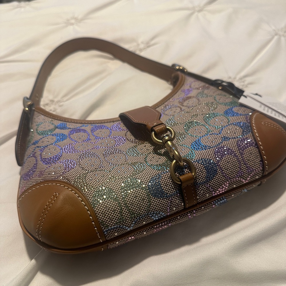 Coach original Hamptons hobo in Crystal signature Jacquard - Picture 6 of 7